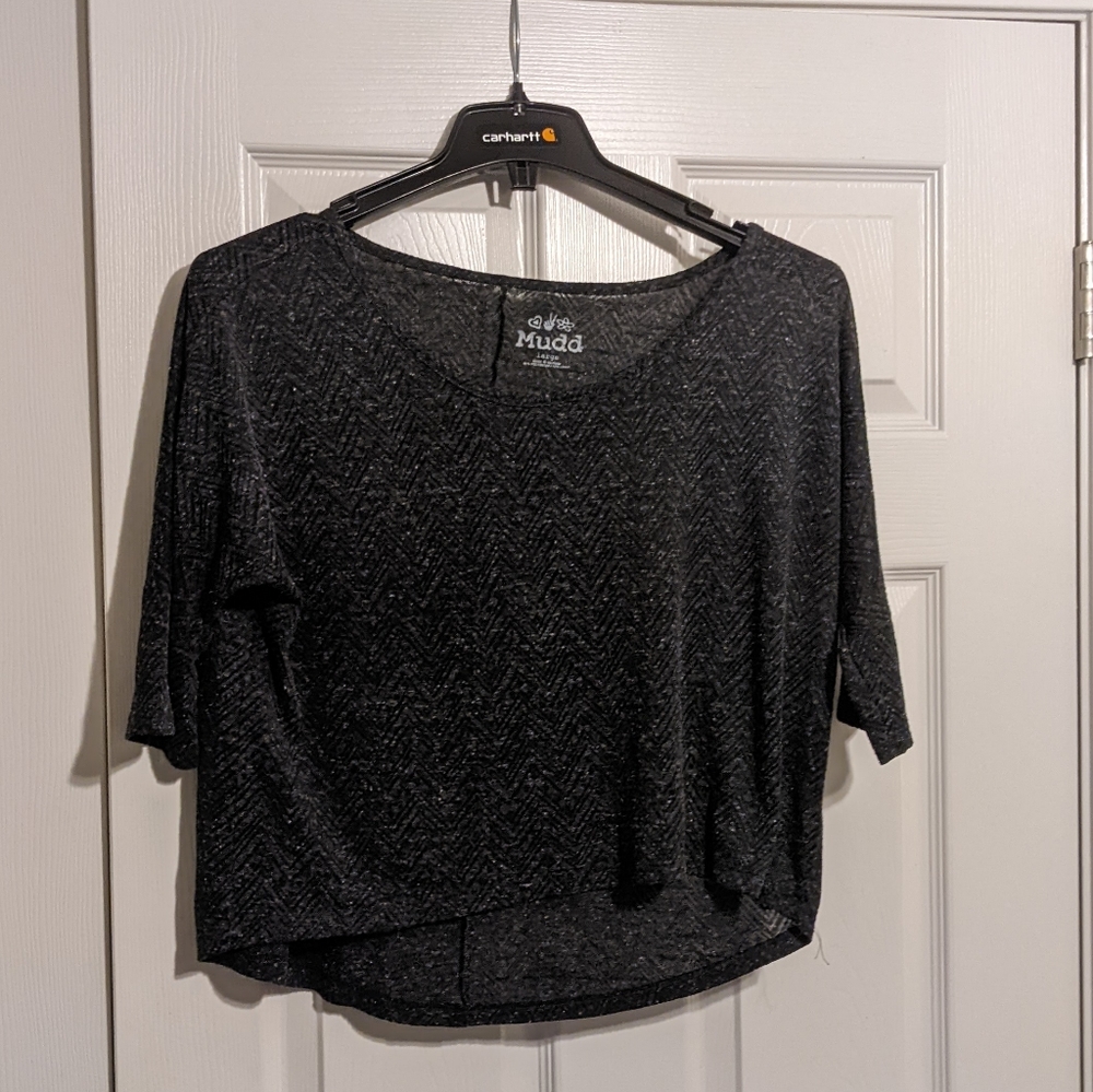 Mudd women size large short pullover top